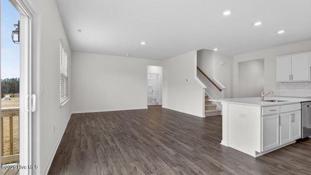 3076 Platinum Circle, West End, NC 27376