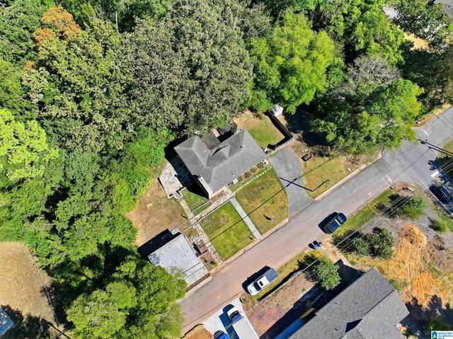 2021 KENT WAY, Hoover, AL 35226