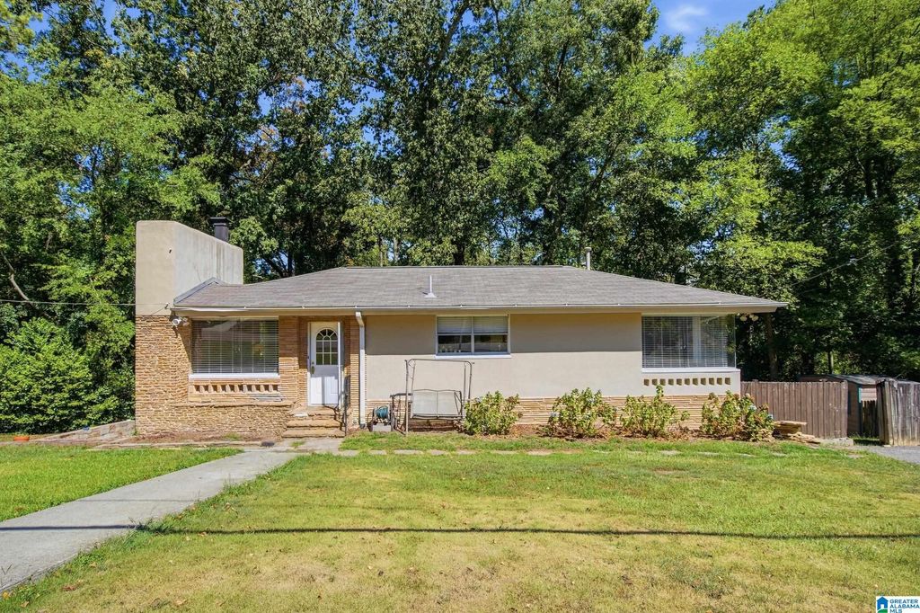 2021 KENT WAY, Hoover, AL 35226