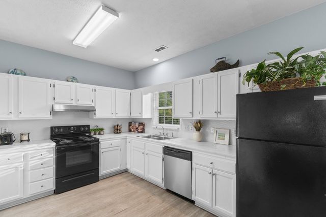 1508 Hillside Dr. S, North Myrtle Beach, SC 29582