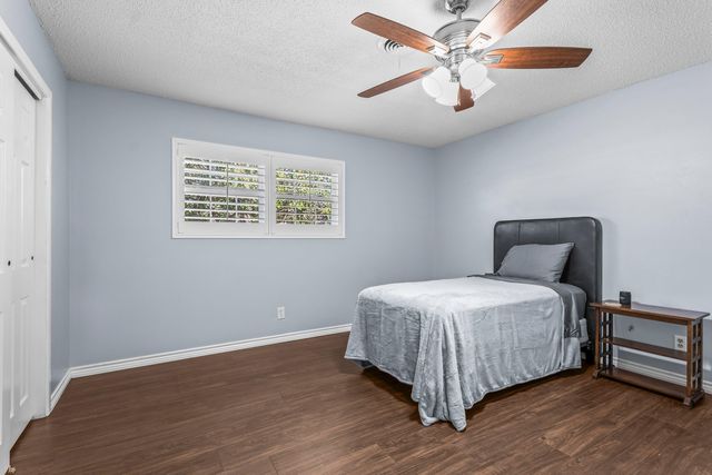 408 Hickory Street, Levelland, TX 79336