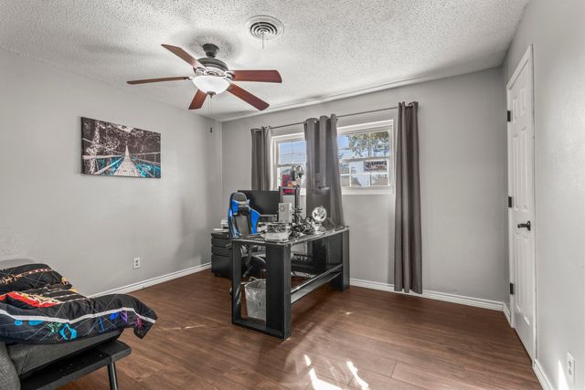 408 Hickory Street, Levelland, TX 79336