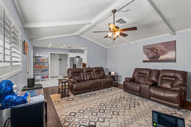 408 Hickory Street, Levelland, TX 79336