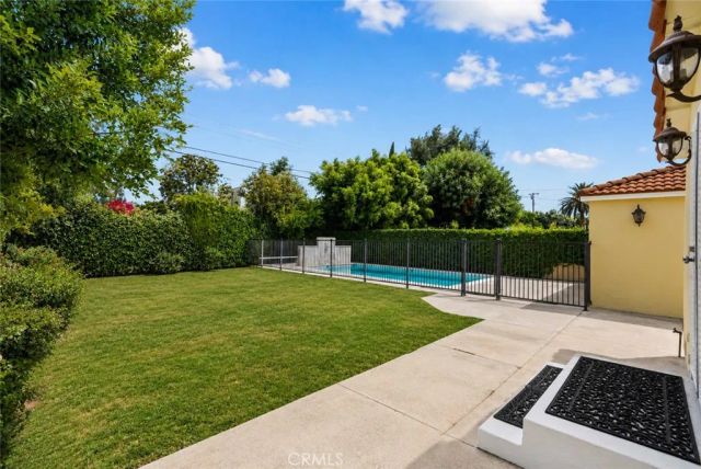 5110 Petit, Encino, CA 91436