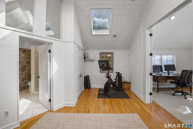 10 Charcoal Hill Road, Westport, CT 06880