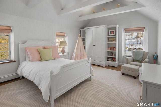 10 Charcoal Hill Road, Westport, CT 06880