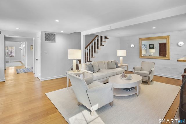 10 Charcoal Hill Road, Westport, CT 06880