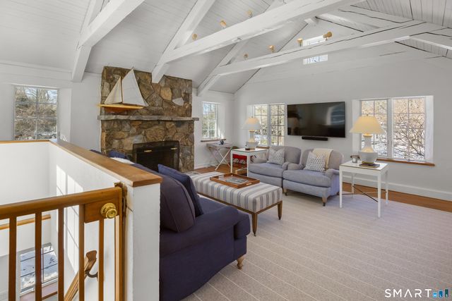 10 Charcoal Hill Road, Westport, CT 06880