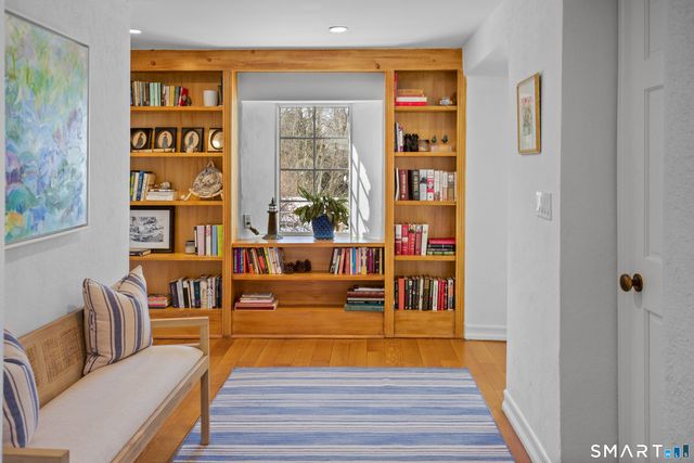 10 Charcoal Hill Road, Westport, CT 06880