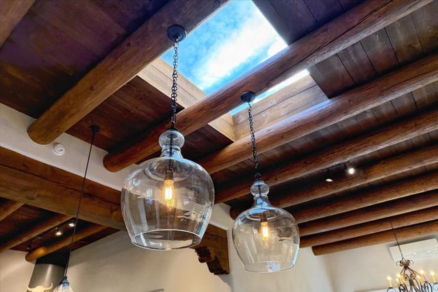 46 Via Plaza Nueva, Santa Fe, NM 87507