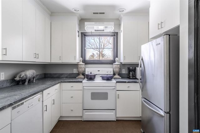 1293 HAMMOCKS GAP RD, Charlottesville, VA 22911