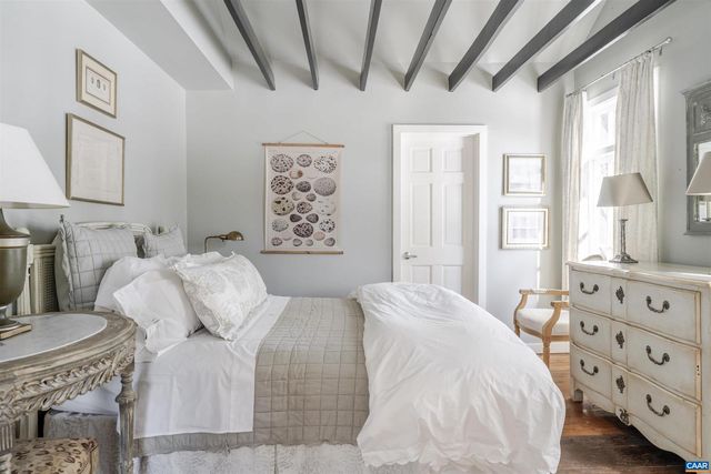 1293 HAMMOCKS GAP RD, Charlottesville, VA 22911