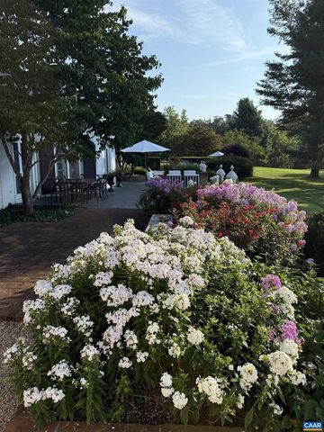 1293 HAMMOCKS GAP RD, Charlottesville, VA 22911