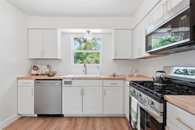 2264 NW 36TH AVENUE, Gainesville, FL 32605