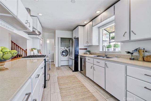 404 Hanford Avenue, San Pedro, CA 90732