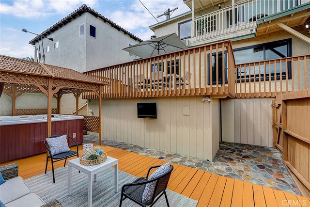 404 Hanford Avenue, San Pedro, CA 90732