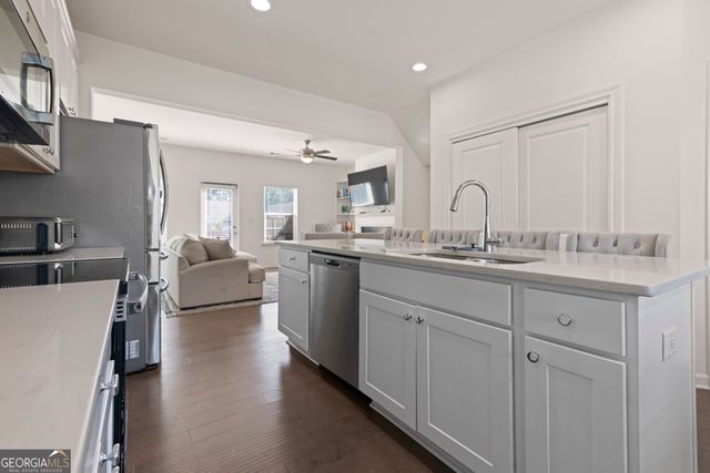 940 Society Circle SW, Atlanta, GA 30331