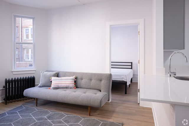 1349 W Estes Avenue G3, Chicago, IL 60626