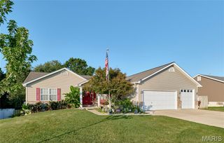 261 Glen Meadows Court, Troy, MO 63379