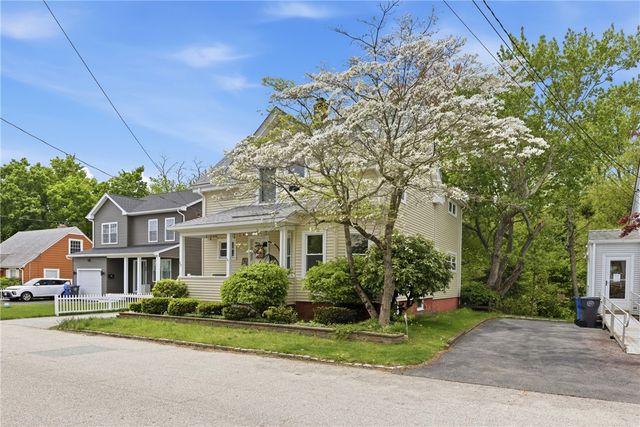 27 Hemlock Avenue, Cranston, RI 02910