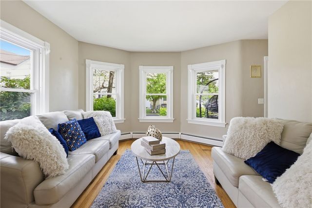 27 Hemlock Avenue, Cranston, RI 02910