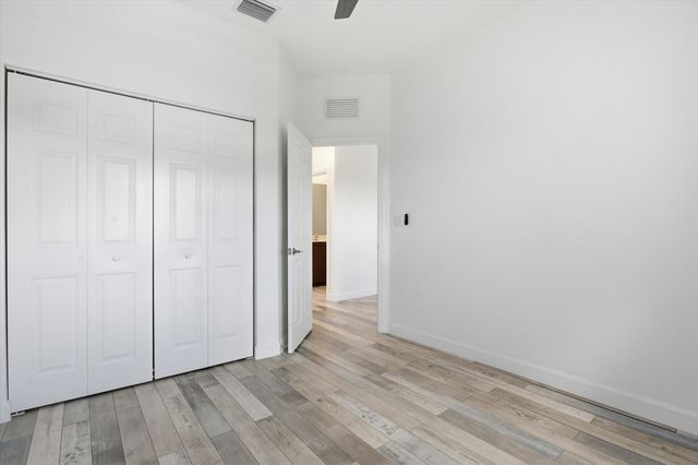 5884 Mustang Manor, Davie, FL 33314