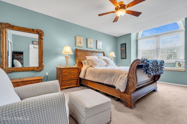 10 Kevin Dale Place, Jackson, NJ 08527