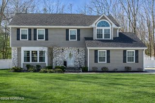 10 Kevin Dale Place, Jackson, NJ 08527