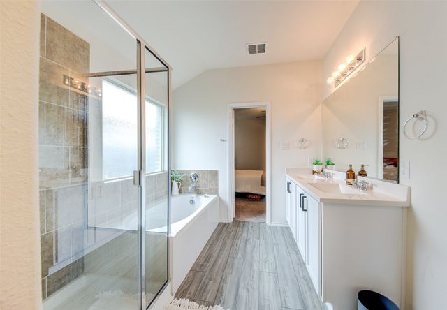 14440 Leadrope Circle, Fort Worth, TX 76052