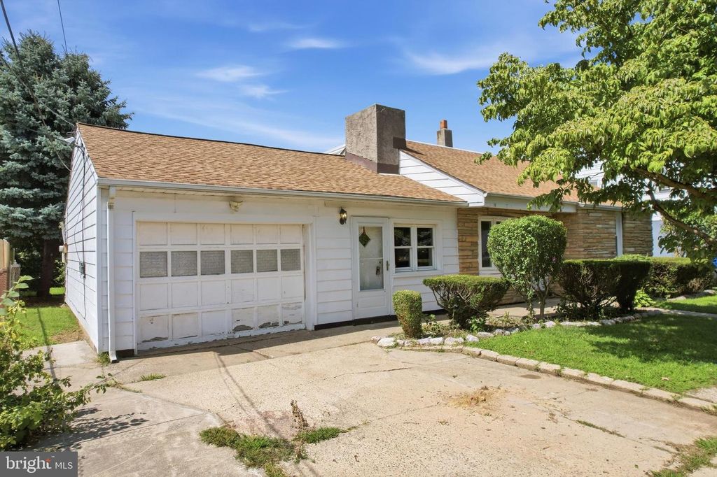 56 BENSON AVE, HAMILTON, NJ 08610 — photo 2