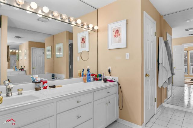 5710 Wood Ridge Drive, Shreveport, LA 71119