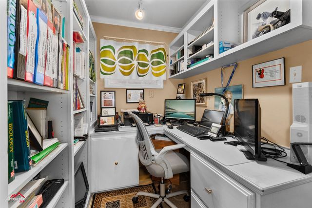 5710 Wood Ridge Drive, Shreveport, LA 71119