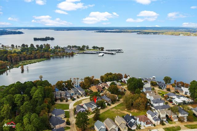 5710 Wood Ridge Drive, Shreveport, LA 71119