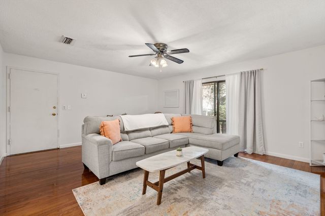 24 Thayer Pond Dr unit 16, Oxford, MA 01537