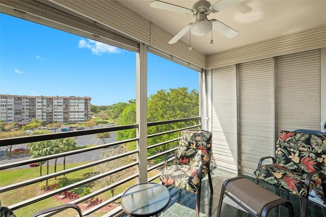 1000 Saint Charles Pl 603, Pembroke Pines, FL 33026