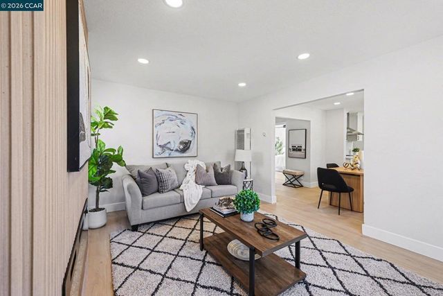 2840 Mount Diablo St, Concord, CA 94518