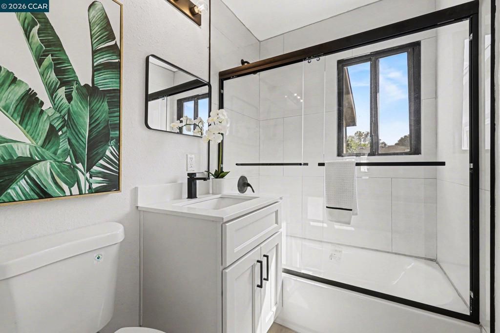 Image 20 of property listing at 2840 Mount Diablo St, Concord, CA 94518