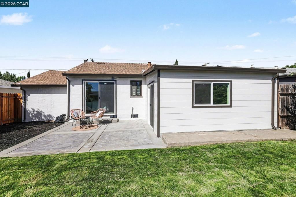 Image 22 of property listing at 2840 Mount Diablo St, Concord, CA 94518