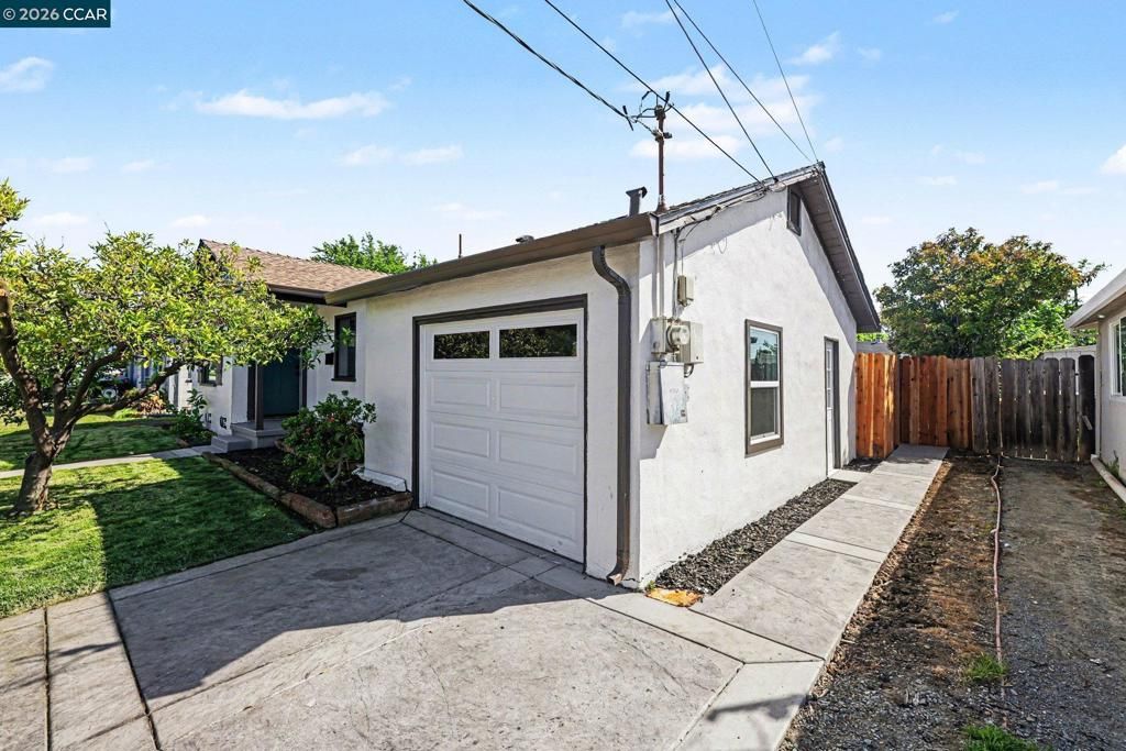 Image 4 of property listing at 2840 Mount Diablo St, Concord, CA 94518