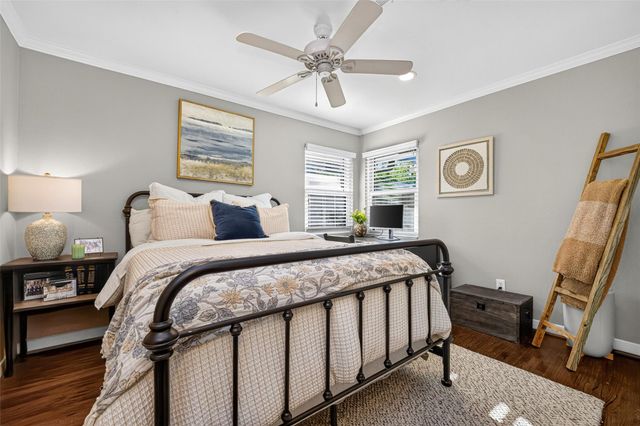 2219 Libbey Drive, Houston, TX 77018