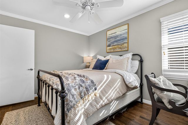 2219 Libbey Drive, Houston, TX 77018