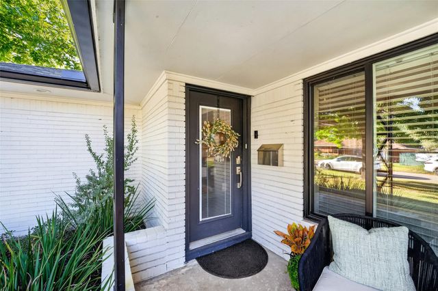 2219 Libbey Drive, Houston, TX 77018