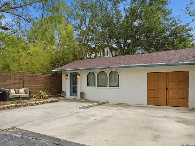 136 Barilla Place, San Antonio, TX 78209