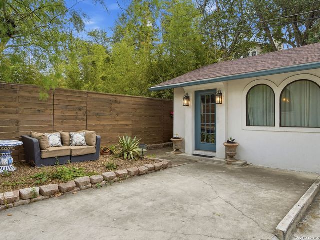 136 Barilla Place, San Antonio, TX 78209