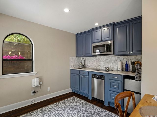 136 Barilla Place, San Antonio, TX 78209