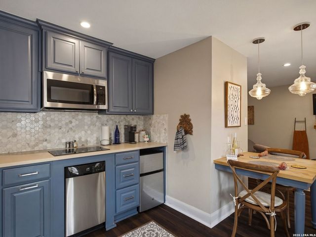 136 Barilla Place, San Antonio, TX 78209