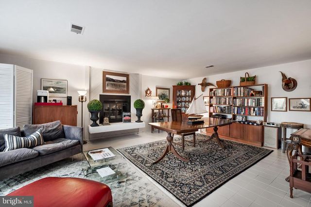 7145 LEETON RIDGE RD, Warrenton, VA 20186