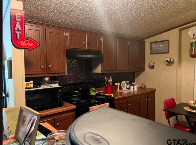 442 Martha St, Bullard, TX 75757