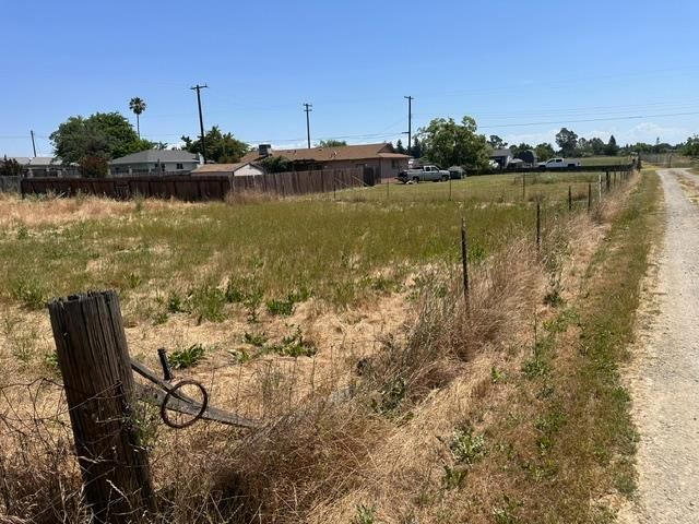 7249 W 4th St, Rio Linda, CA 95673