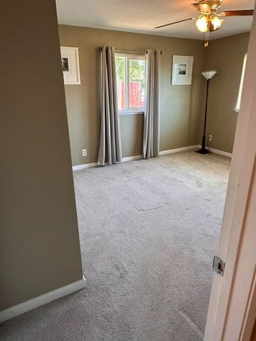 7249 W 4th St, Rio Linda, CA 95673